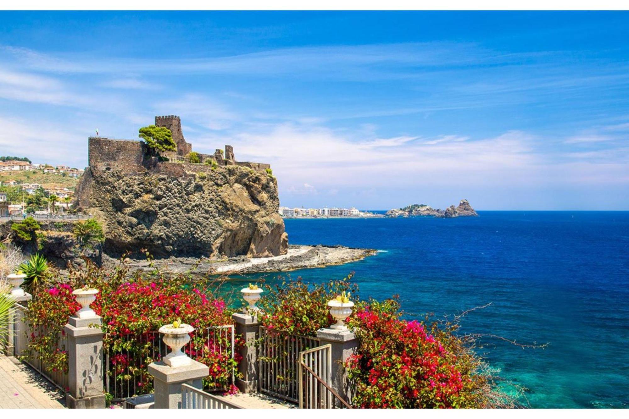 Arte House In The Historical Catania - Happy Rentals Екстериор снимка
