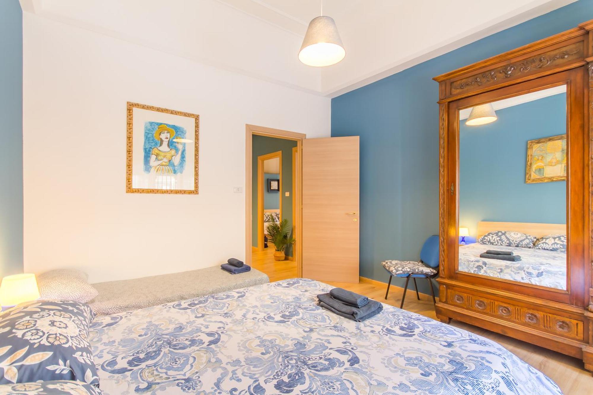 Arte House In The Historical Catania - Happy Rentals Екстериор снимка